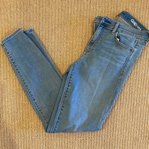 Gap light blue skinny jeans - size 27